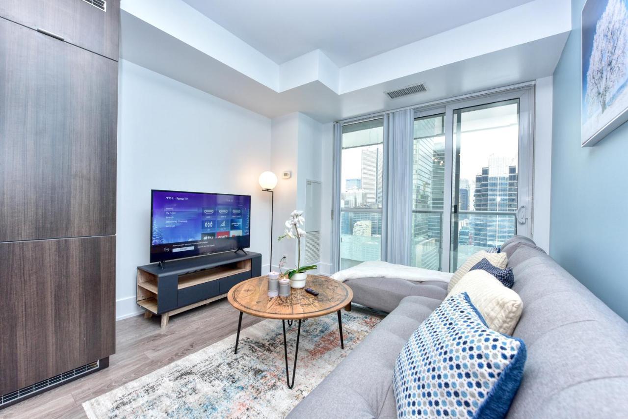 Blue Jays Aparment Apartment Toronto Exterior photo