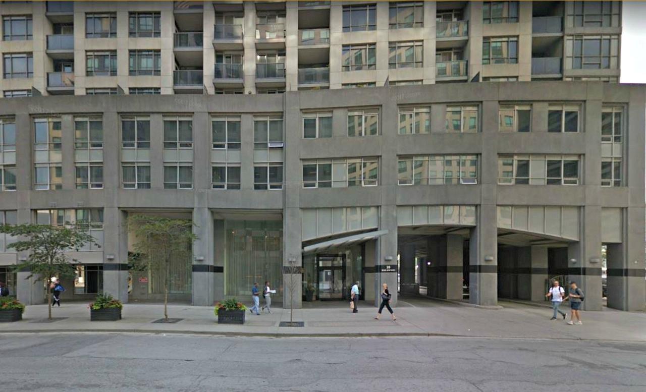 Blue Jays Aparment Apartment Toronto Exterior photo